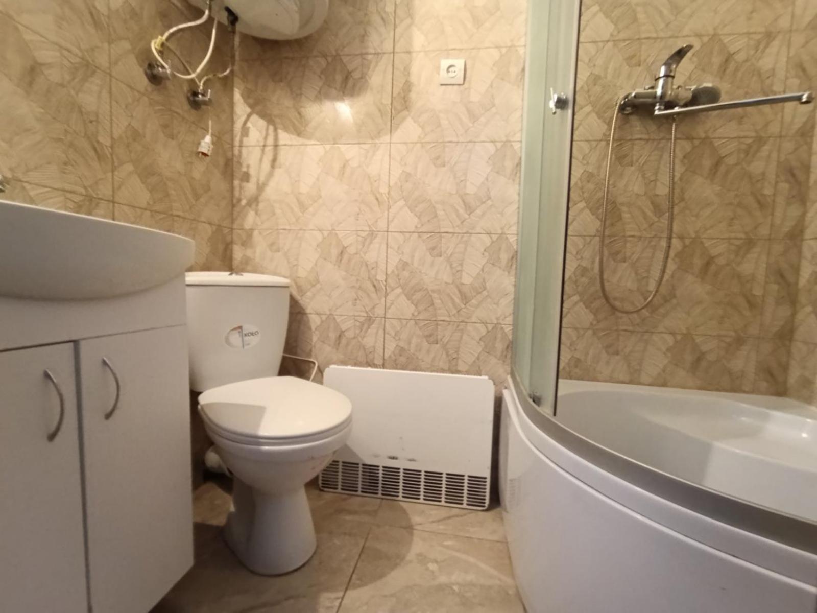 Квартира З Ремонтом Між Залізничним Вокзалом І Центром Lviv Exteriör bild
